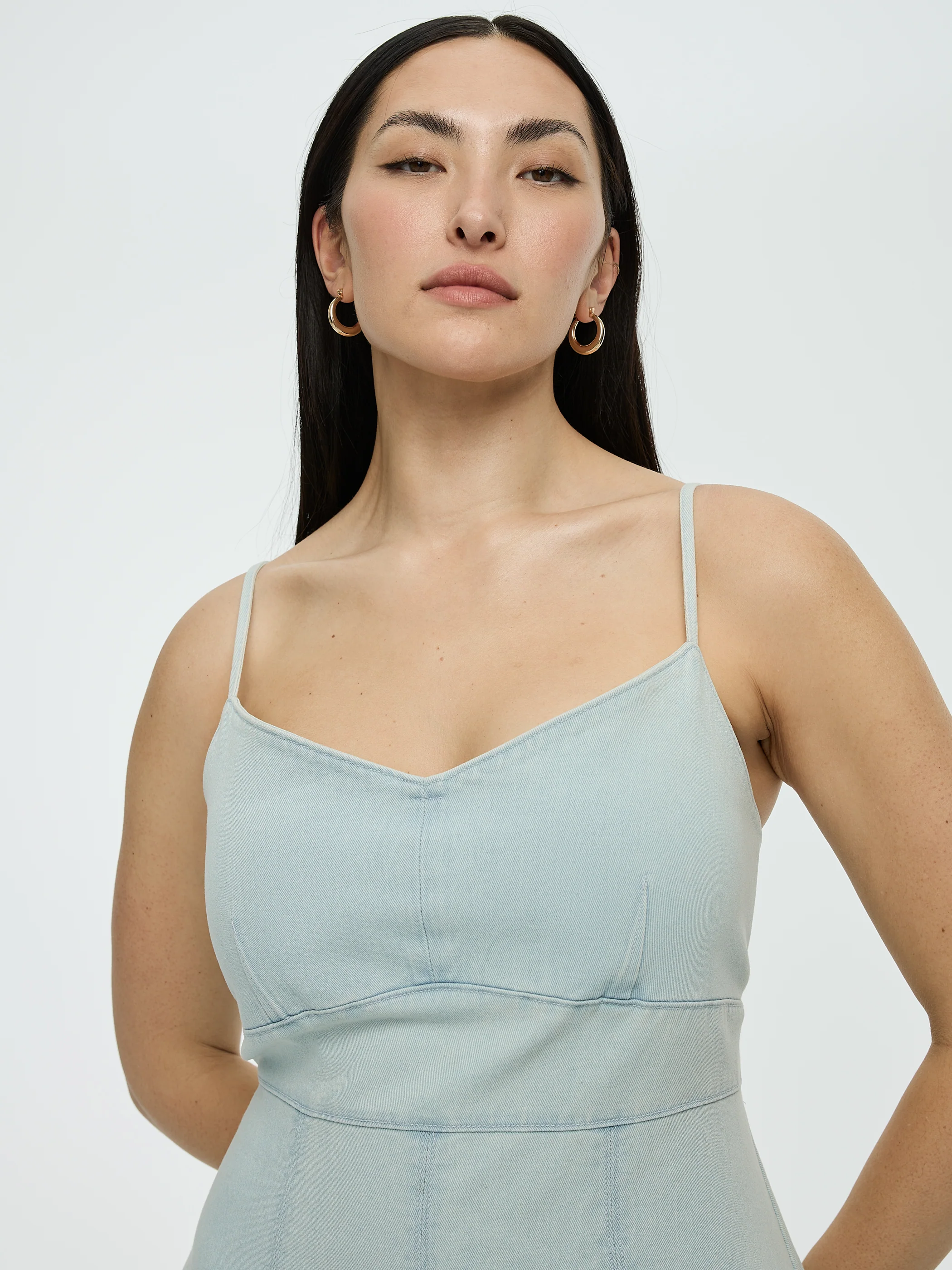 Sleeveless Denim Midi Dress with Sweetheart Neckline - Image 2