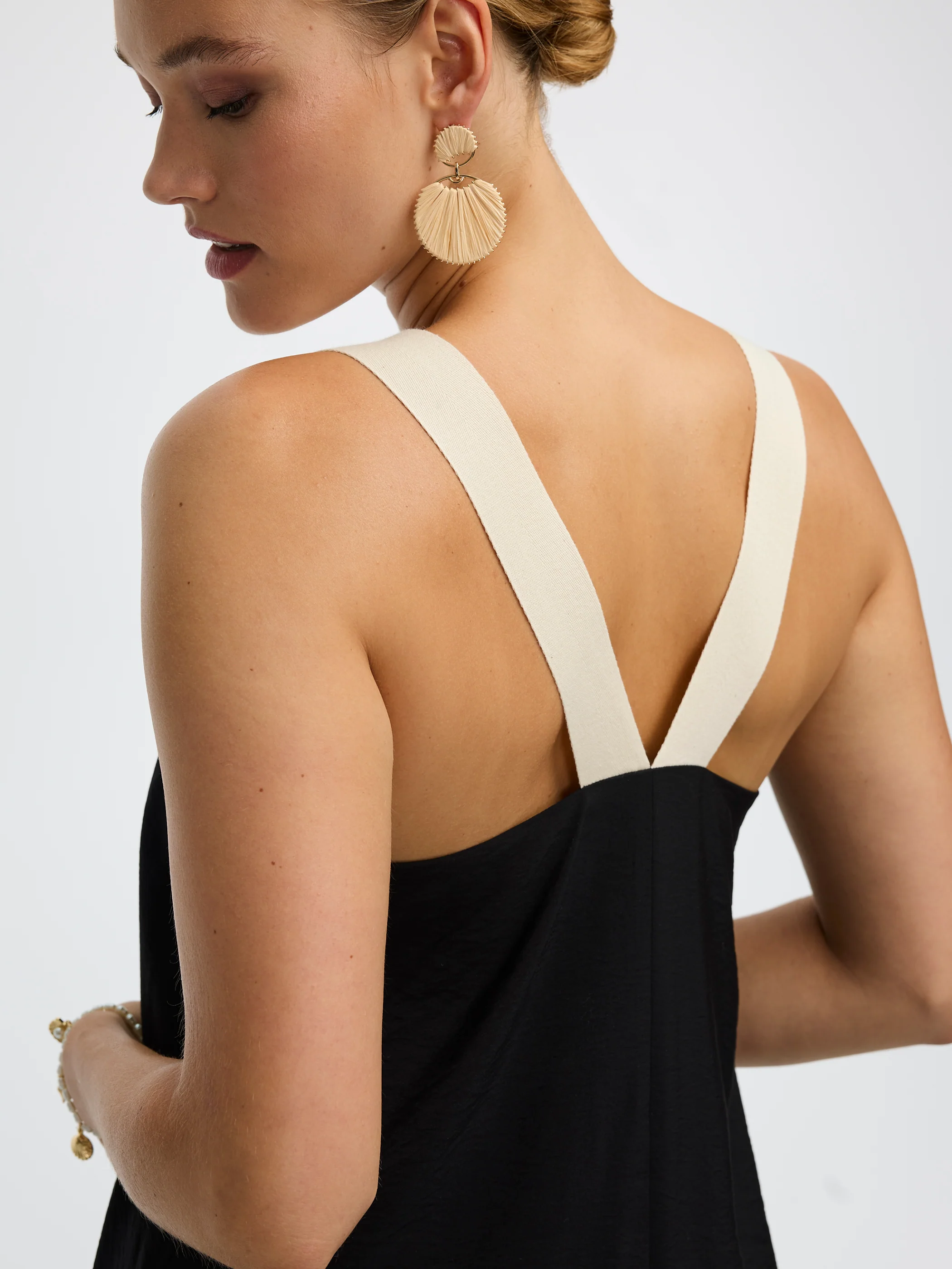 Sleeveless Maxi Dress with Contrast Straps - Image 2