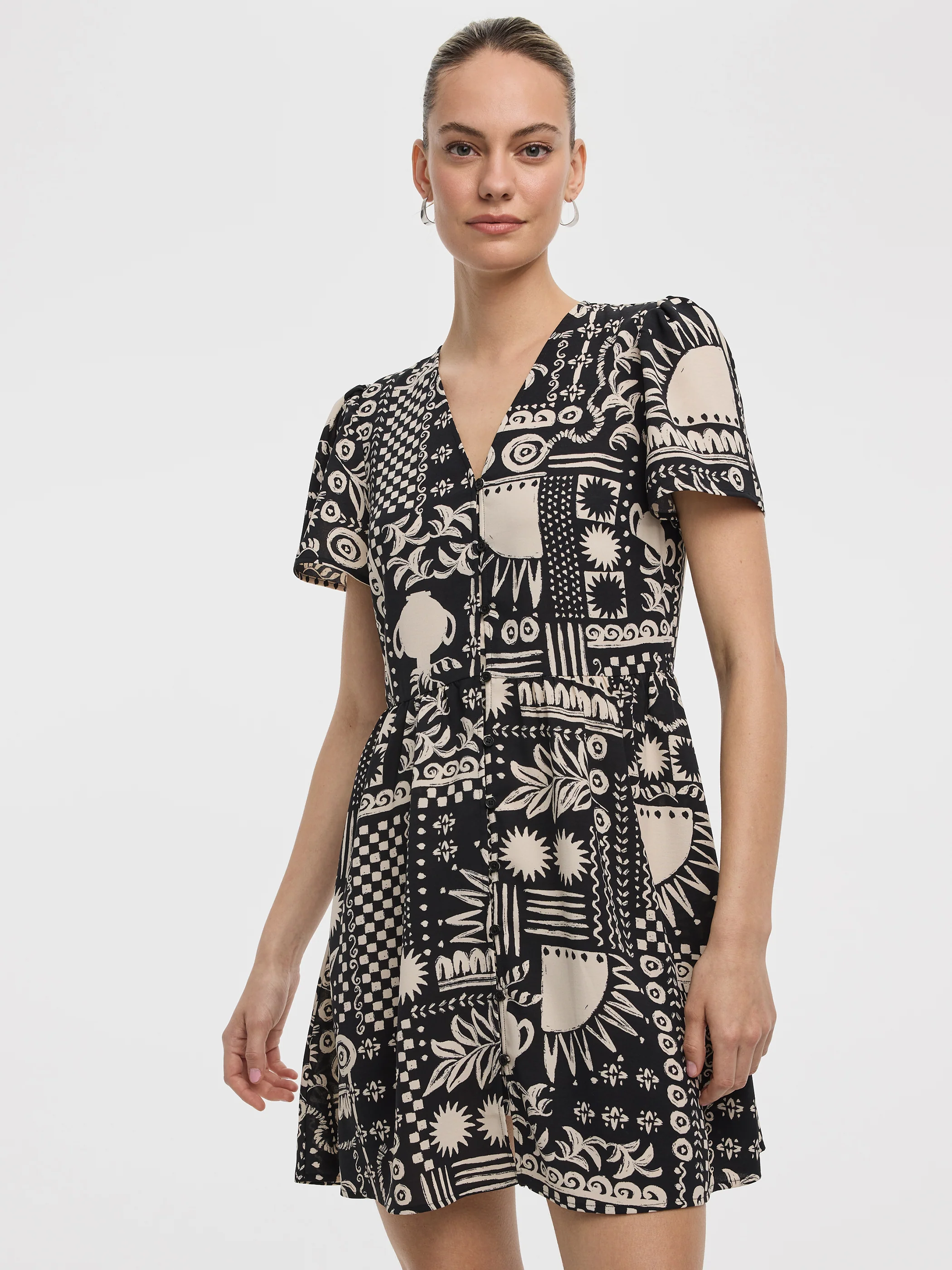 Short-Sleeve V-Neck Dress - Image 4