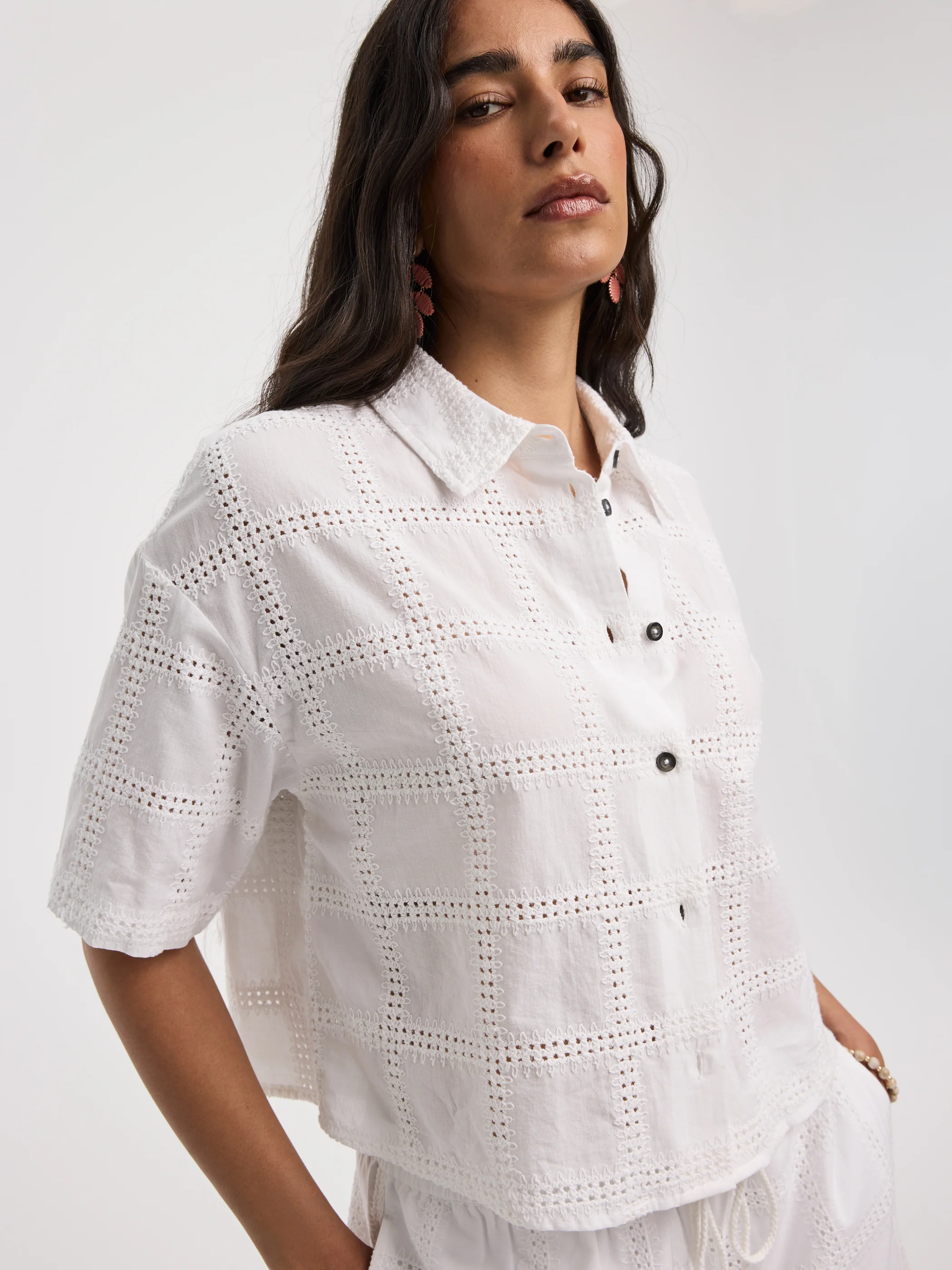 Short-Sleeve Shirt with Embroideries - Image 4
