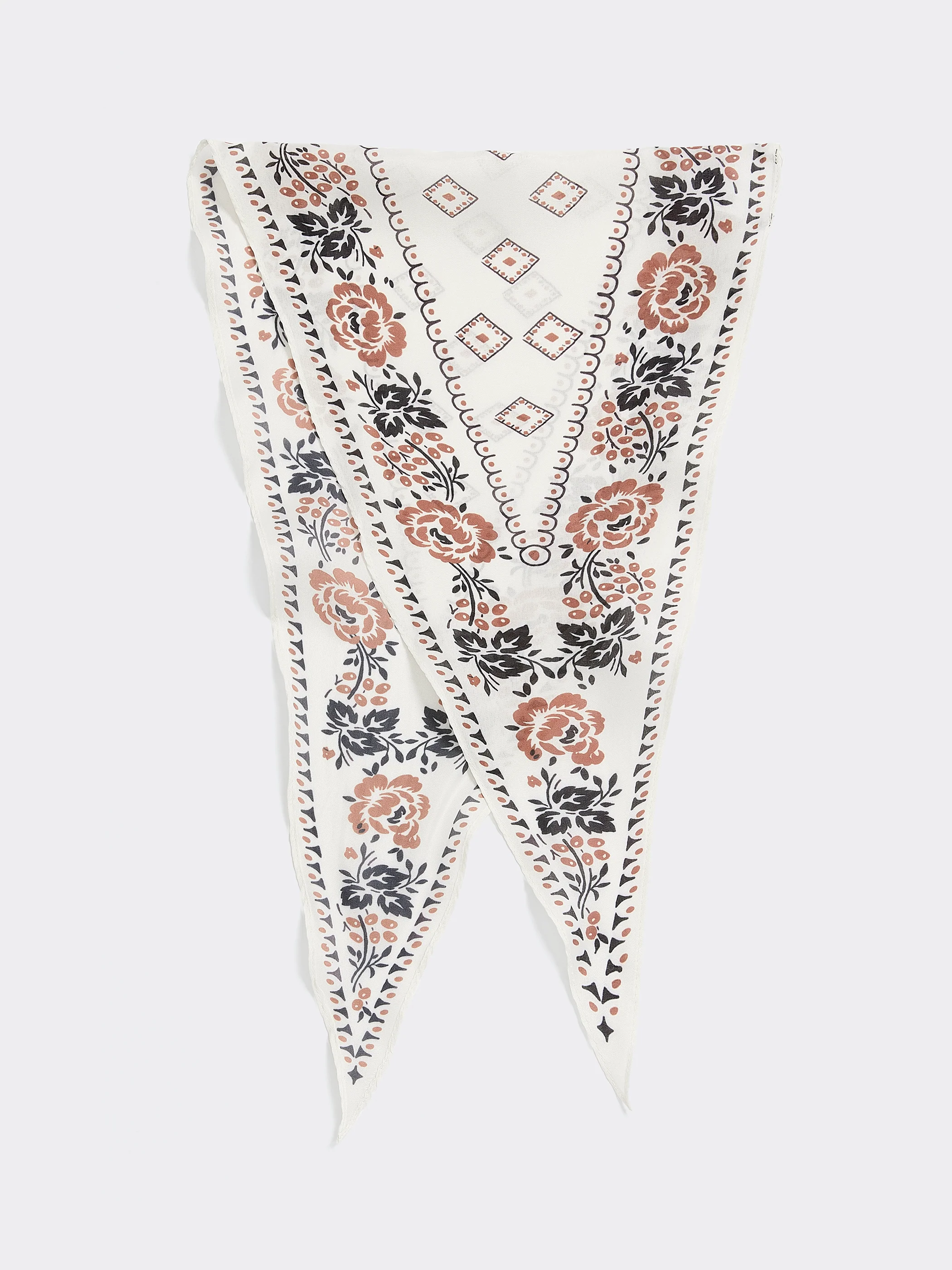 Diamond-Shaped Scarf with Print