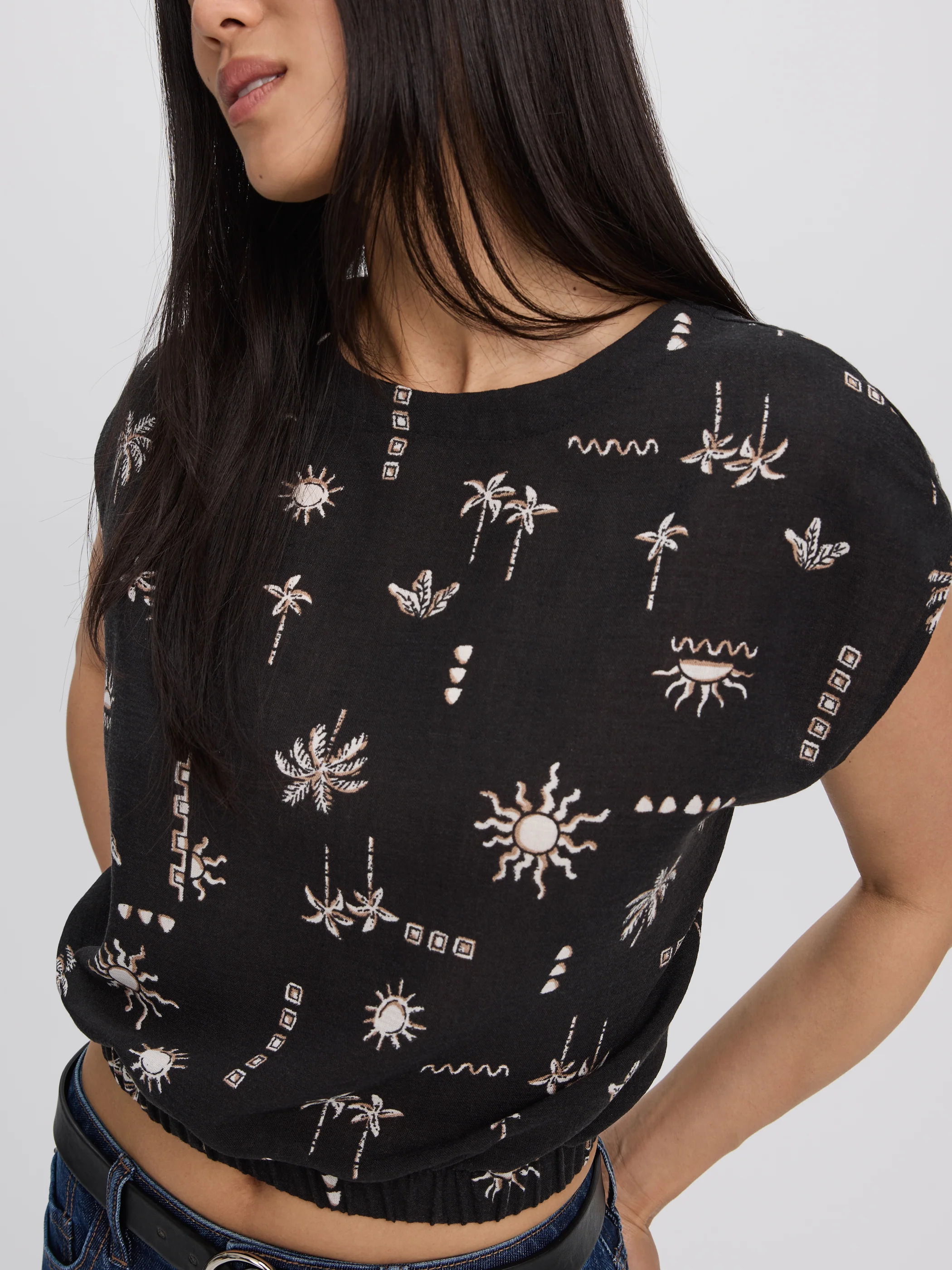 Extended-Sleeve Crew-Neck Blouse with Elasticated Hem - Image 2